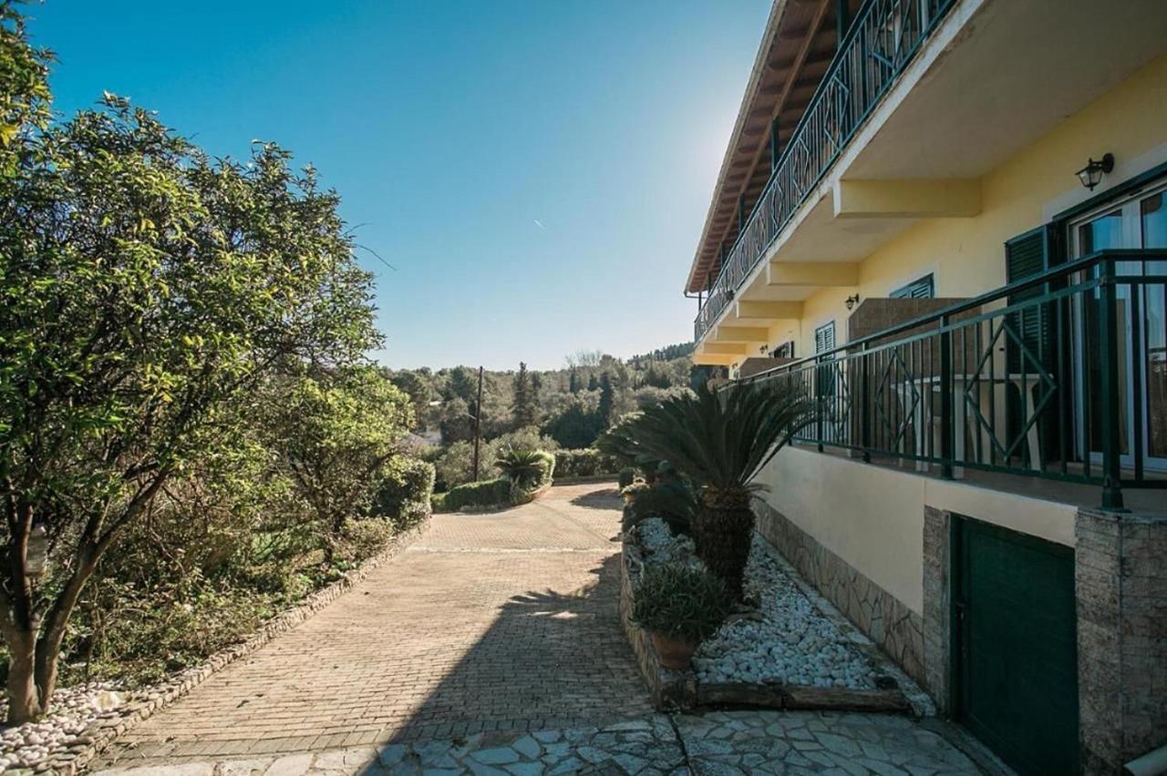 Ionian Escape Seaview Apartments Mesongí Exterior foto