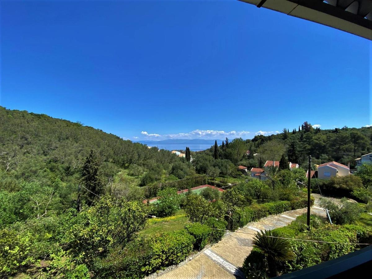 Ionian Escape Seaview Apartments Mesongí Exterior foto